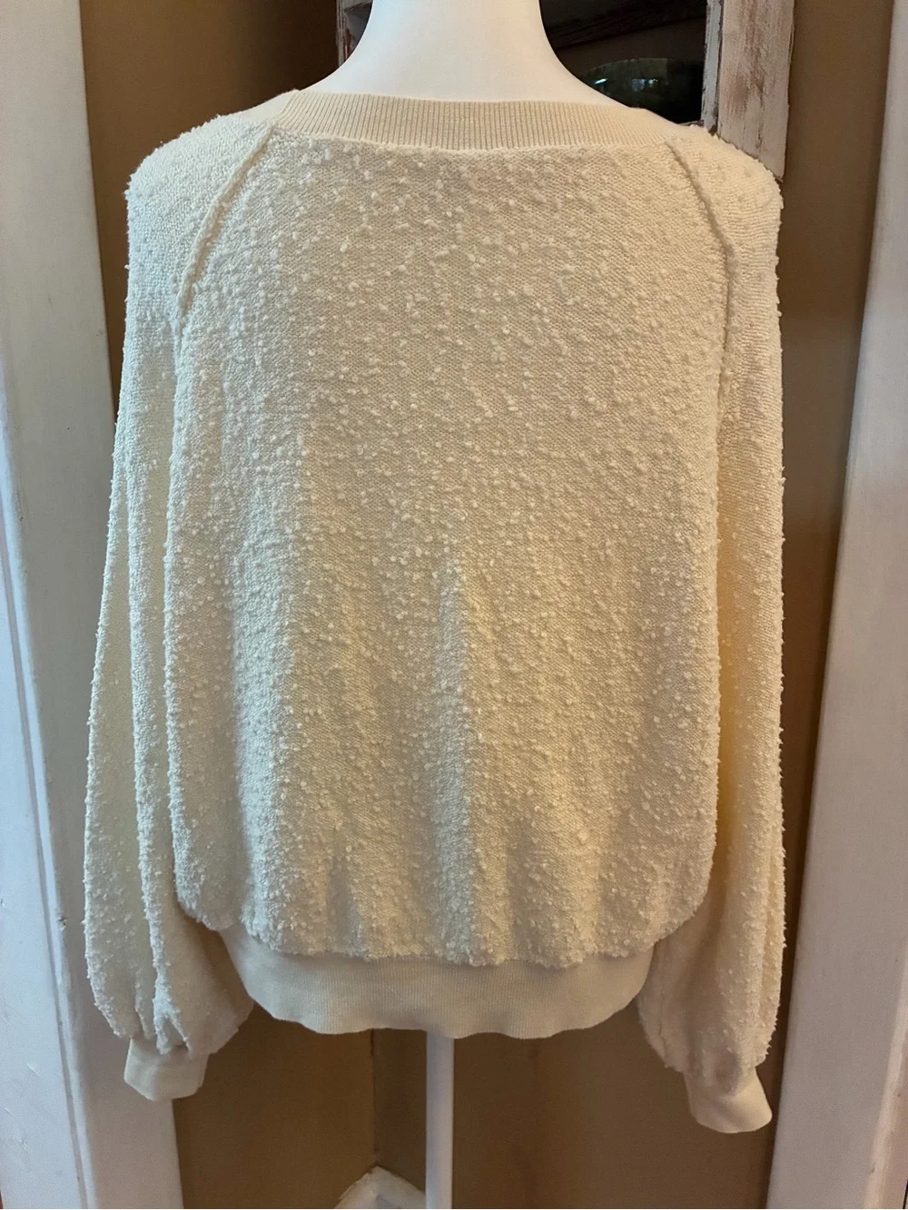 Free People Found My Friend Pullover Sweater Cream Boucle Knit Oversized Size XS
